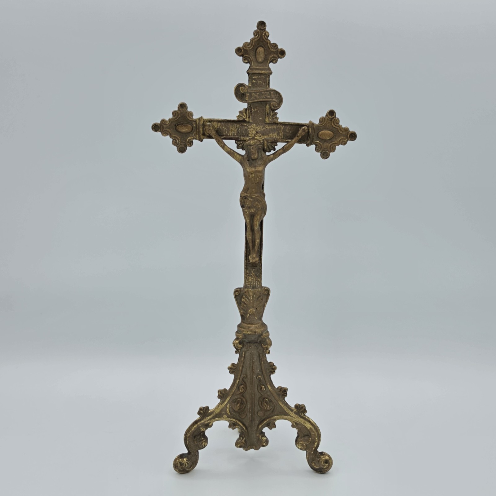 VTG FRENCH ALTAR CRUCIFIX GOTHIC REVIVAL BRASS TRIPOD BASE CATHOLIC 19c ANTIQUE 