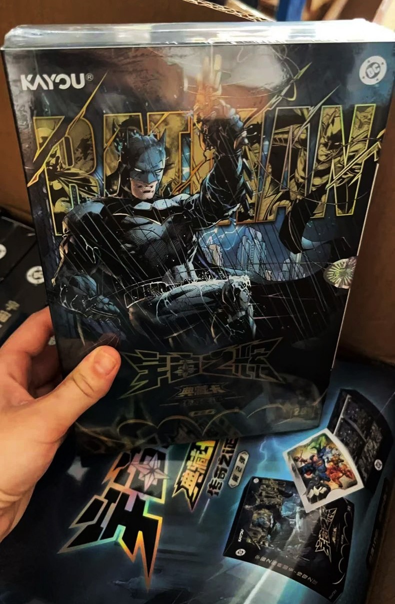 KAYOU DC Batman Universal Glory Series 2 Legend Proof Trading Cards Sealed Box