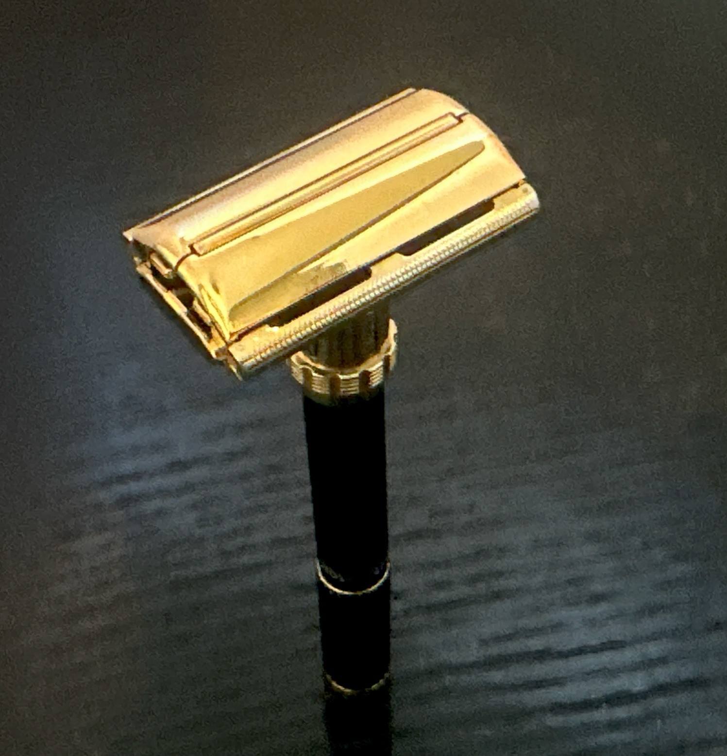 Vintage Gillette Gold Super 109 Adjustable Safety Razor/1969 O4 Vintage Gillette Gold Super 109 Adjustable Safety Razor/1969 O4