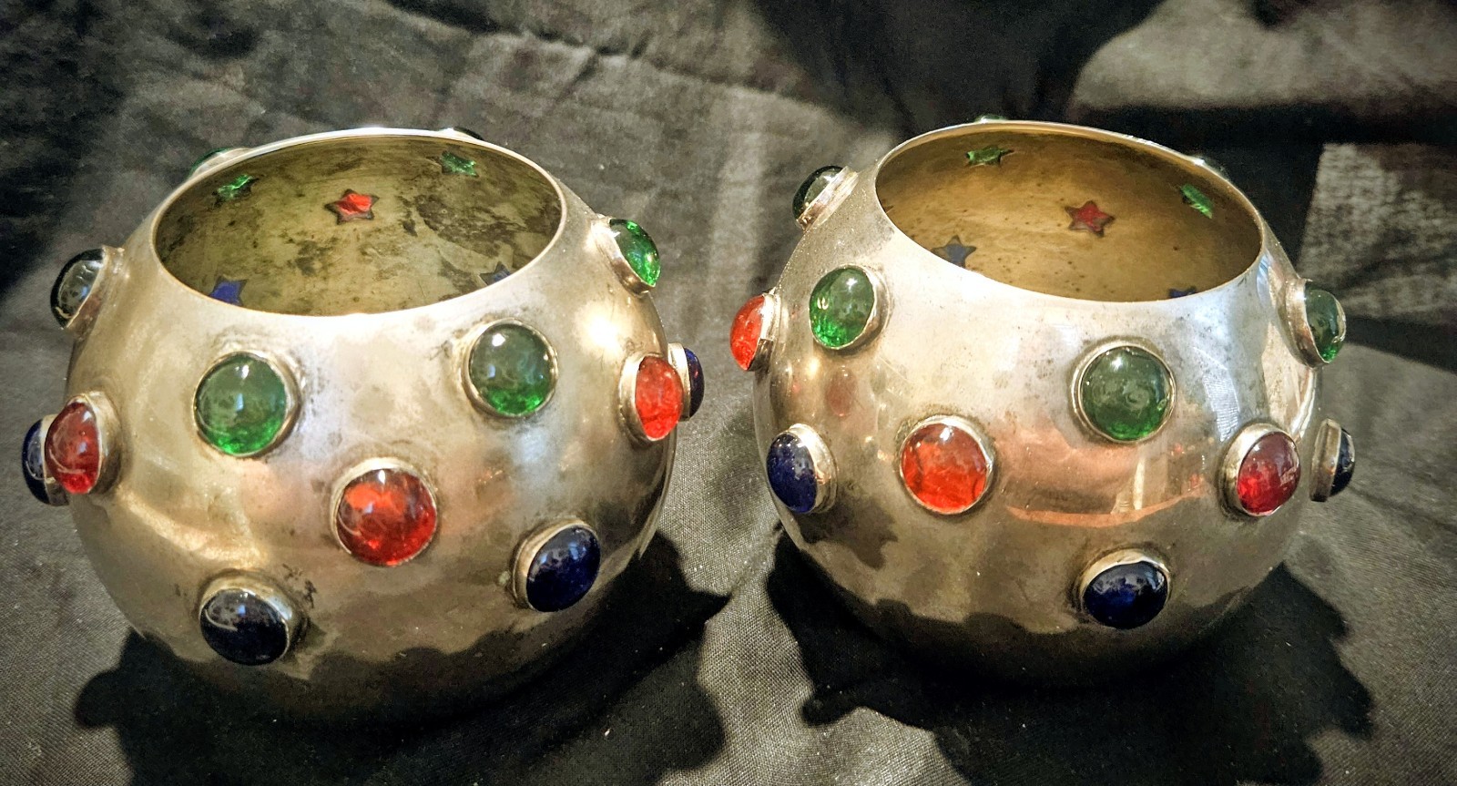 Vintage Pair Of Silverplated Round Candleholders With Multicolor Glass Inseets
