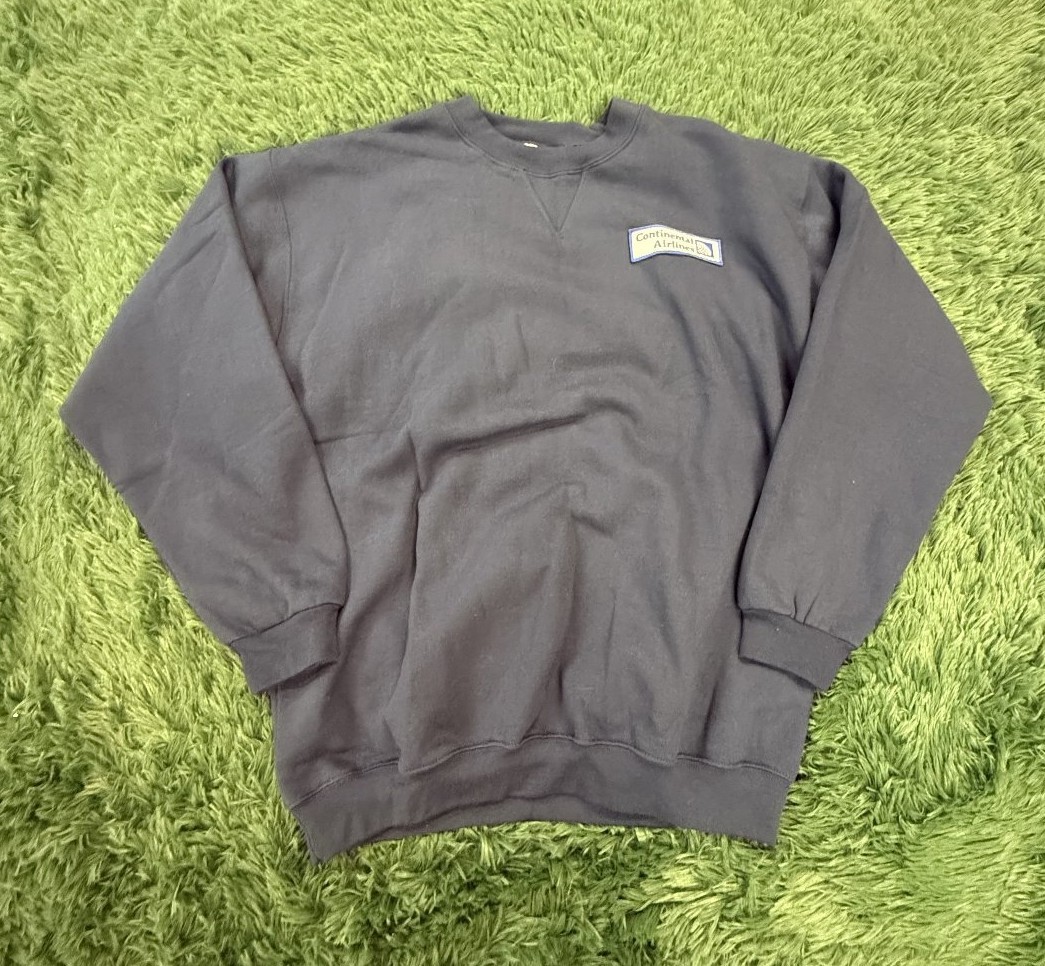Vintage Continental Airlines Crewneck Sweatshirt Medium Navy Blue Souvenir Vintage Continental Airlines Crewneck Sweatshirt Medium Navy Blue Souvenir
