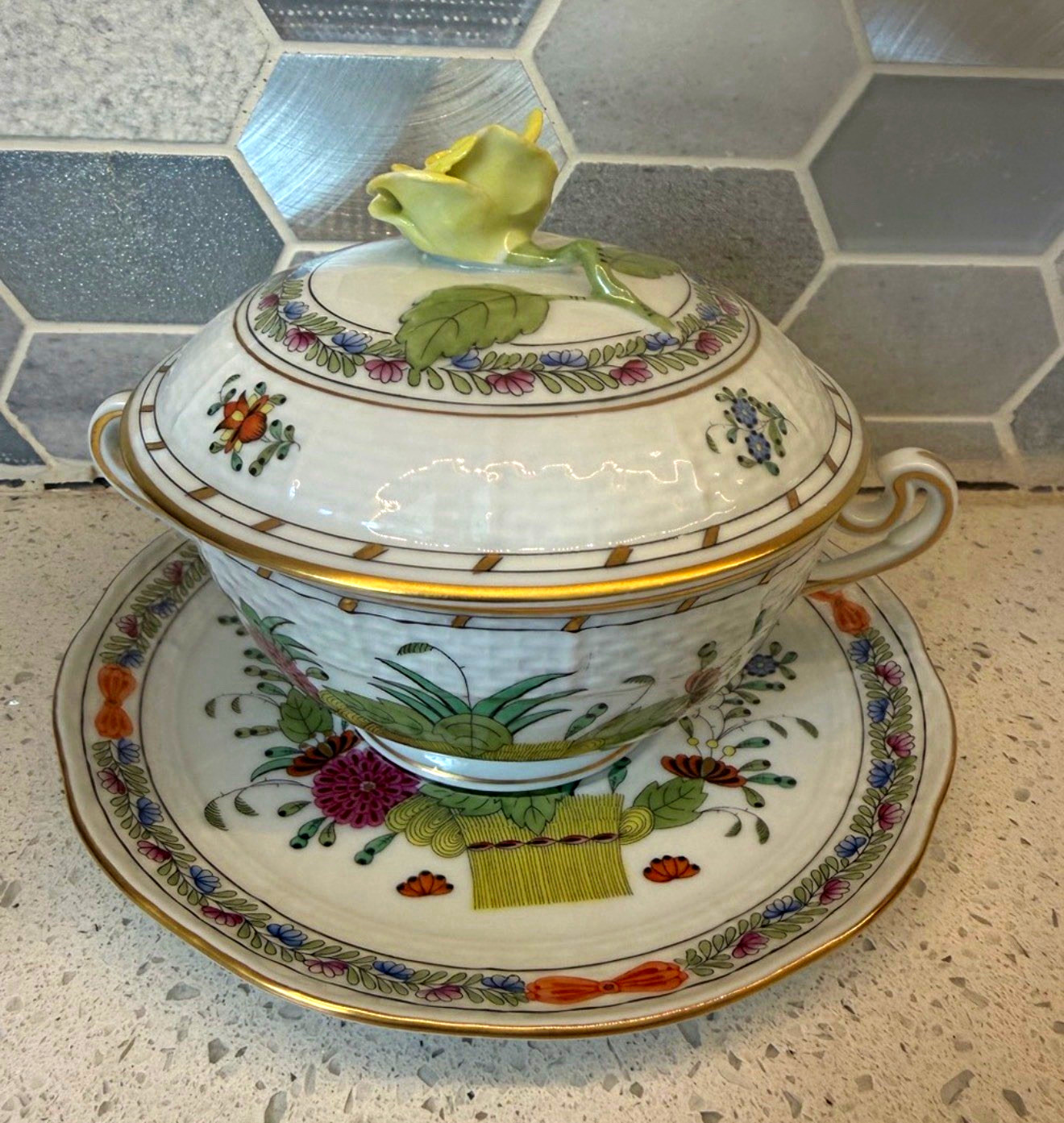Herend Handpainted Floral Porcelain Soup Tureen w Lid Underplate 744/FD