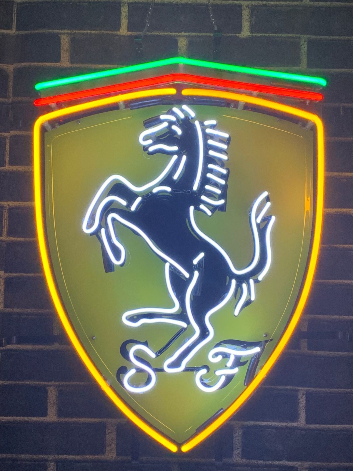 Ferrari Prancing Horse 32\