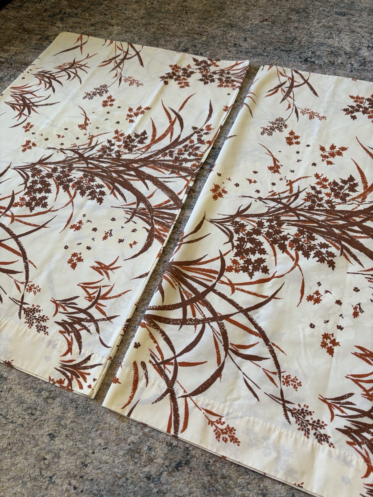 Vintage 70s Sears Roebuck Pillowcases Botanical Earthy Floral Pair Vintage 70s Sears Roebuck Pillowcases Botanical Earthy Floral Pair