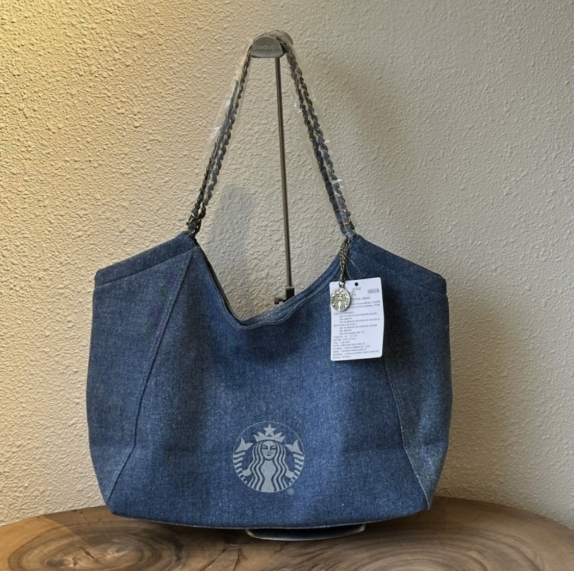New Starbucks 2026 Star Coffee Series Horizontal Tote Bag Large-capacity Bag