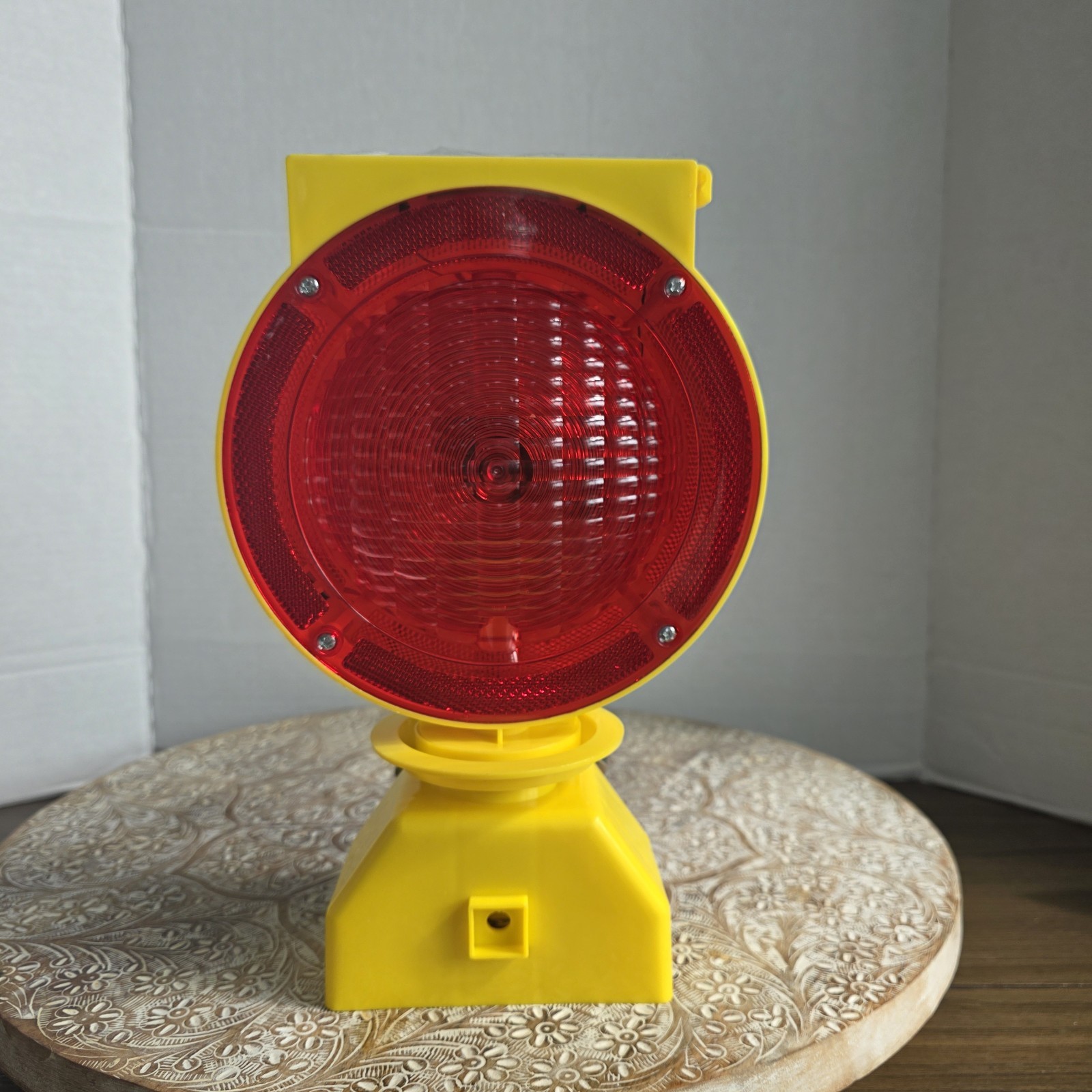 Portable LED Road Safety Warning Light Flashing Beacon Red Yellow Base