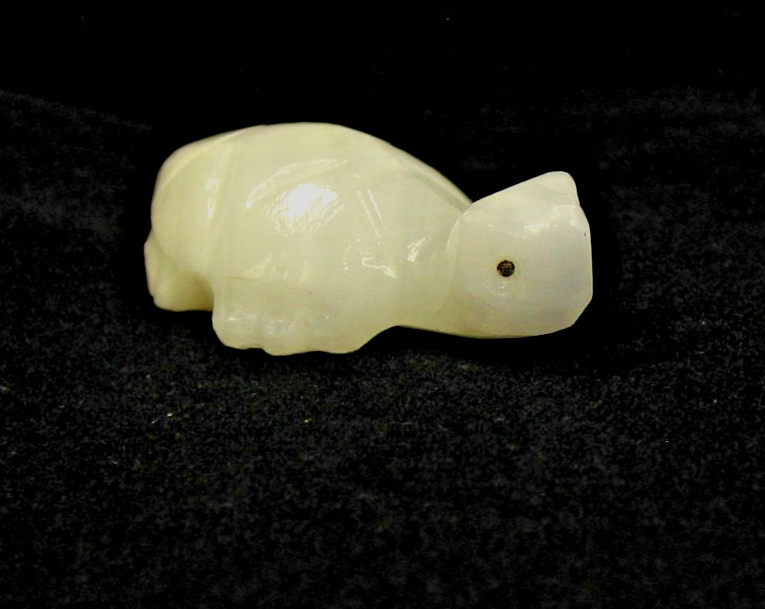 Vintage Hand Carved White Quarts Turtle Figurine or Paperweight, ~3 Vintage Hand Carved White Quarts Turtle Figurine or Paperweight, ~3