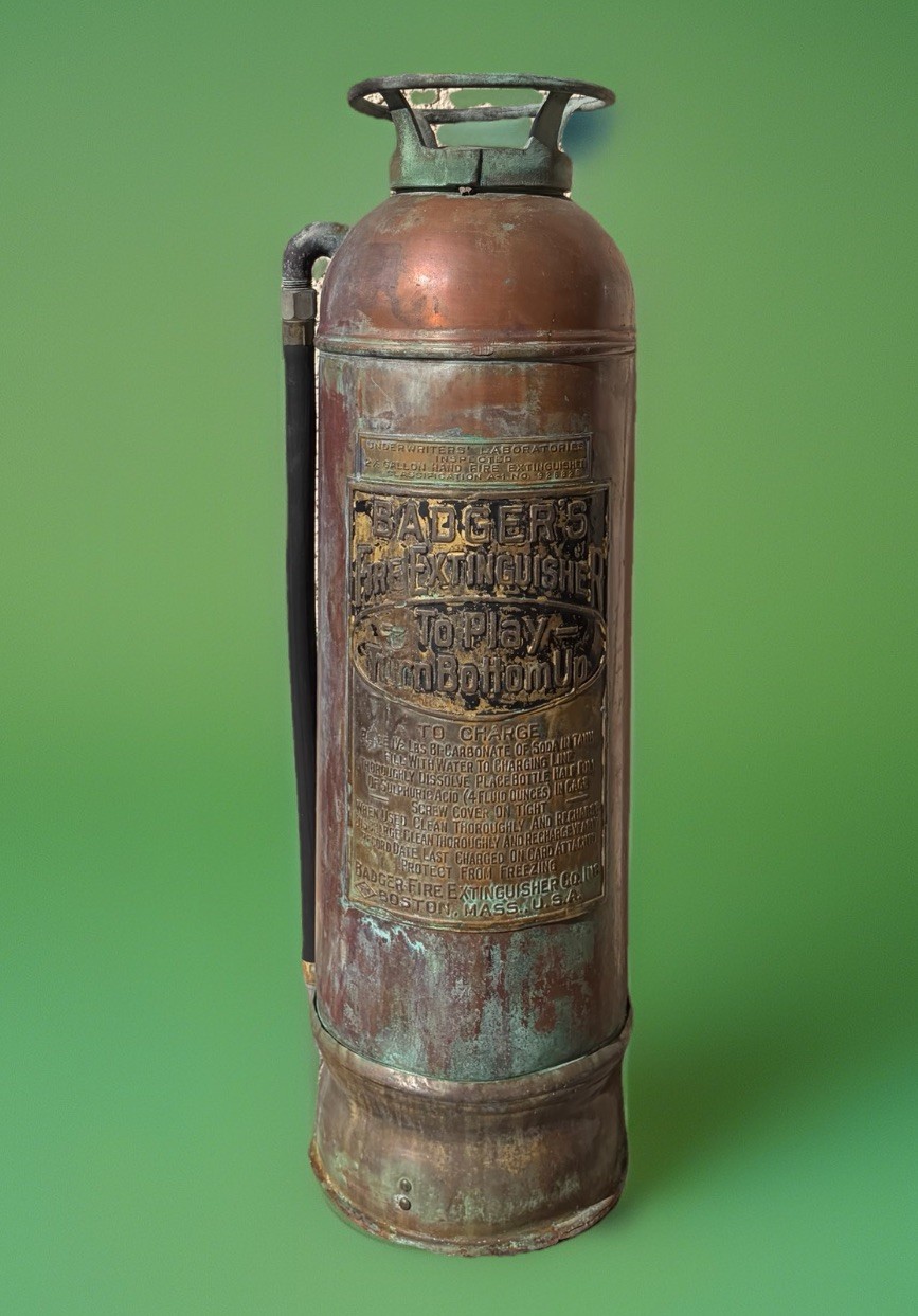 Vintage Badger's Fire Extinguisher Copper Brass EMPTY Boston MA USA 2.5 Gallons