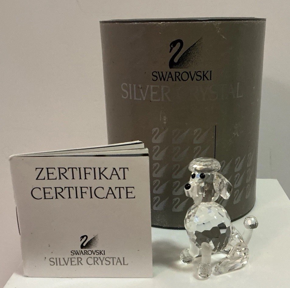 SWAROVSKI CRYSTAL POODLE SITTING DOG FIGURE FIGURINE IN ORIGINAL BOX RARE 1 3/4”