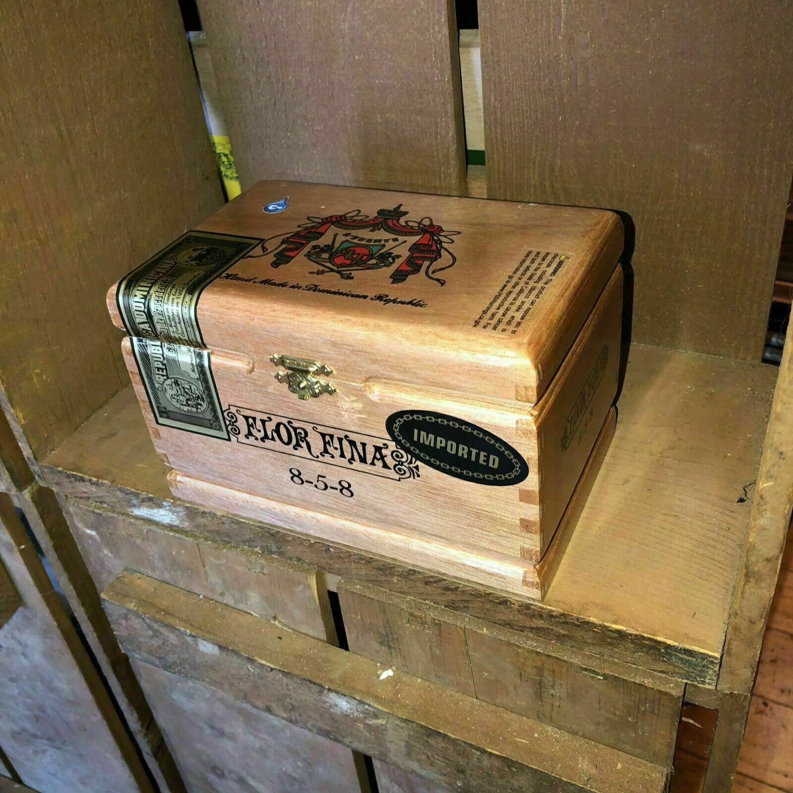 Arturo Fuente Flor Fina Empty Wooden Cigar Box 7x4.5x4.5