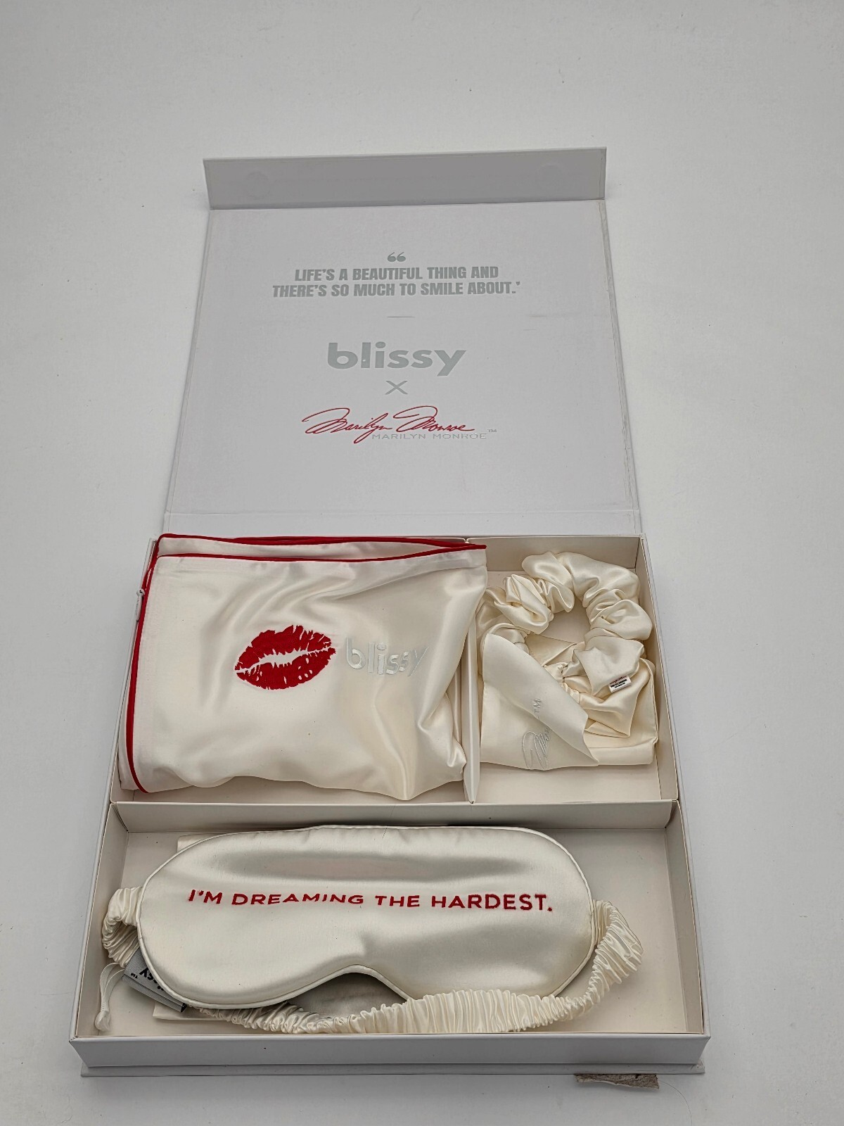 Blissy x Marilyn Monroe Dream Set 22 Momme Mulberry Silk Pillowcase Gift Set