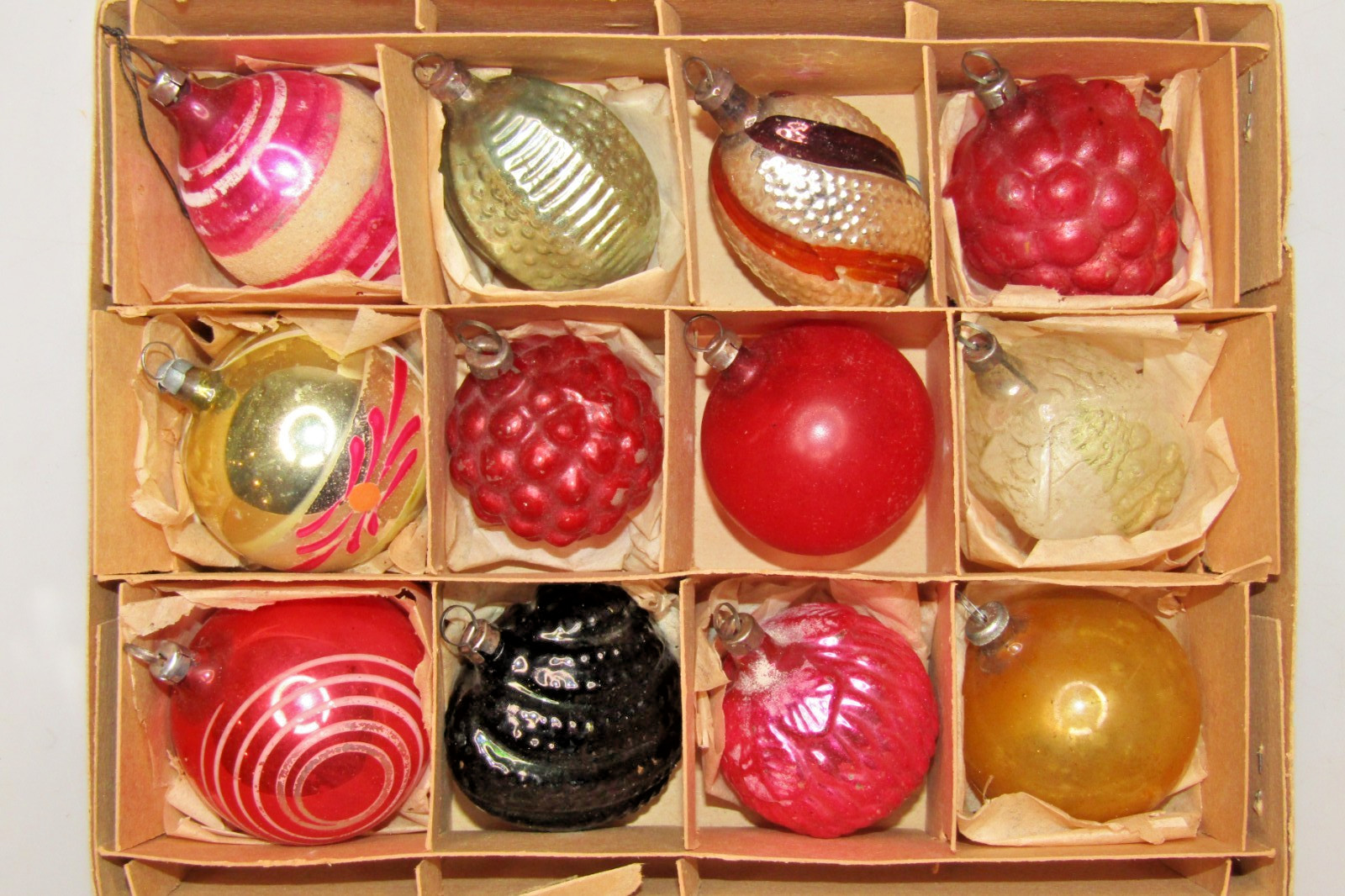 Lot VTG Glass Feather Tree Pictured HEART BALL DROP Christmas Ornaments Germany