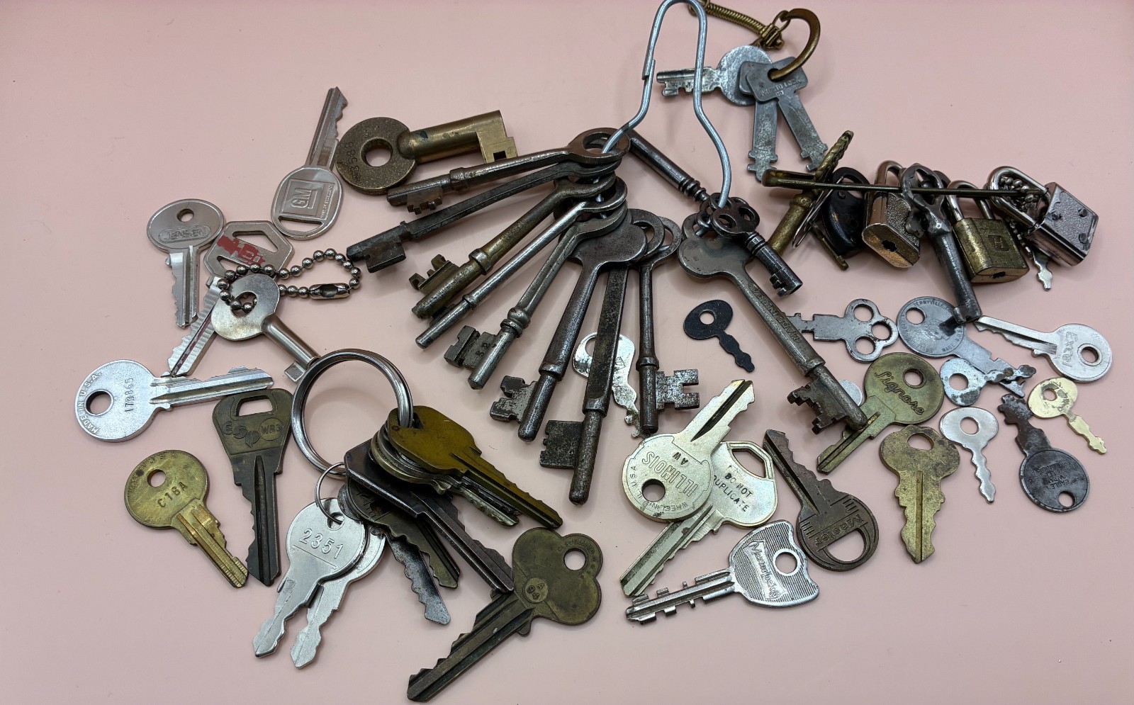 Vintage & Antique Key Lot - Skeleton, Small keys & Locks, Old Furniture