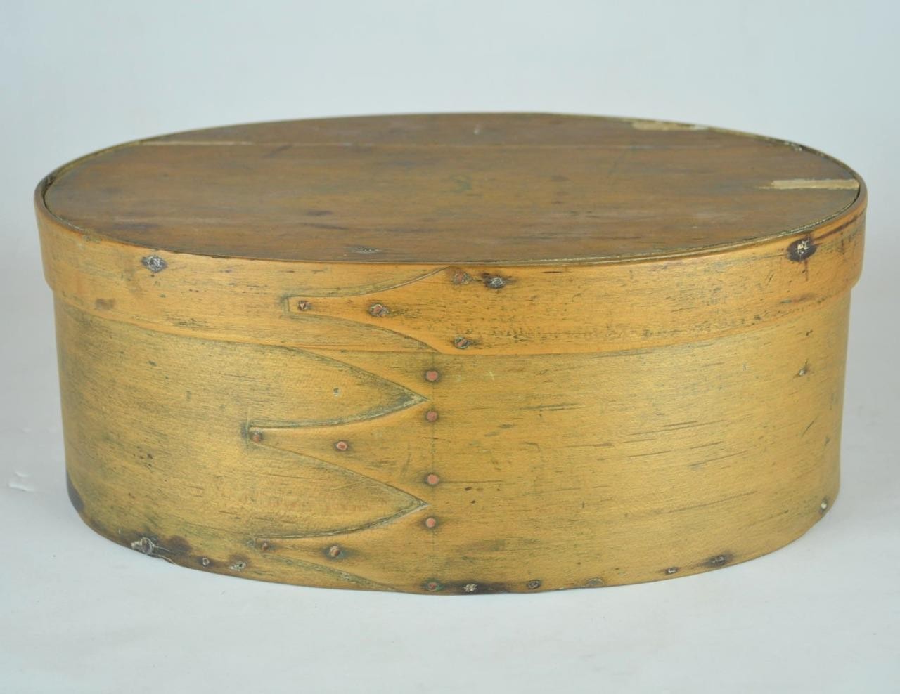 ANTIQUE 19TH C. BENTWOOD OVAL SHAKER PANTRY BOX - 4 FINGERS - 11 1/2\