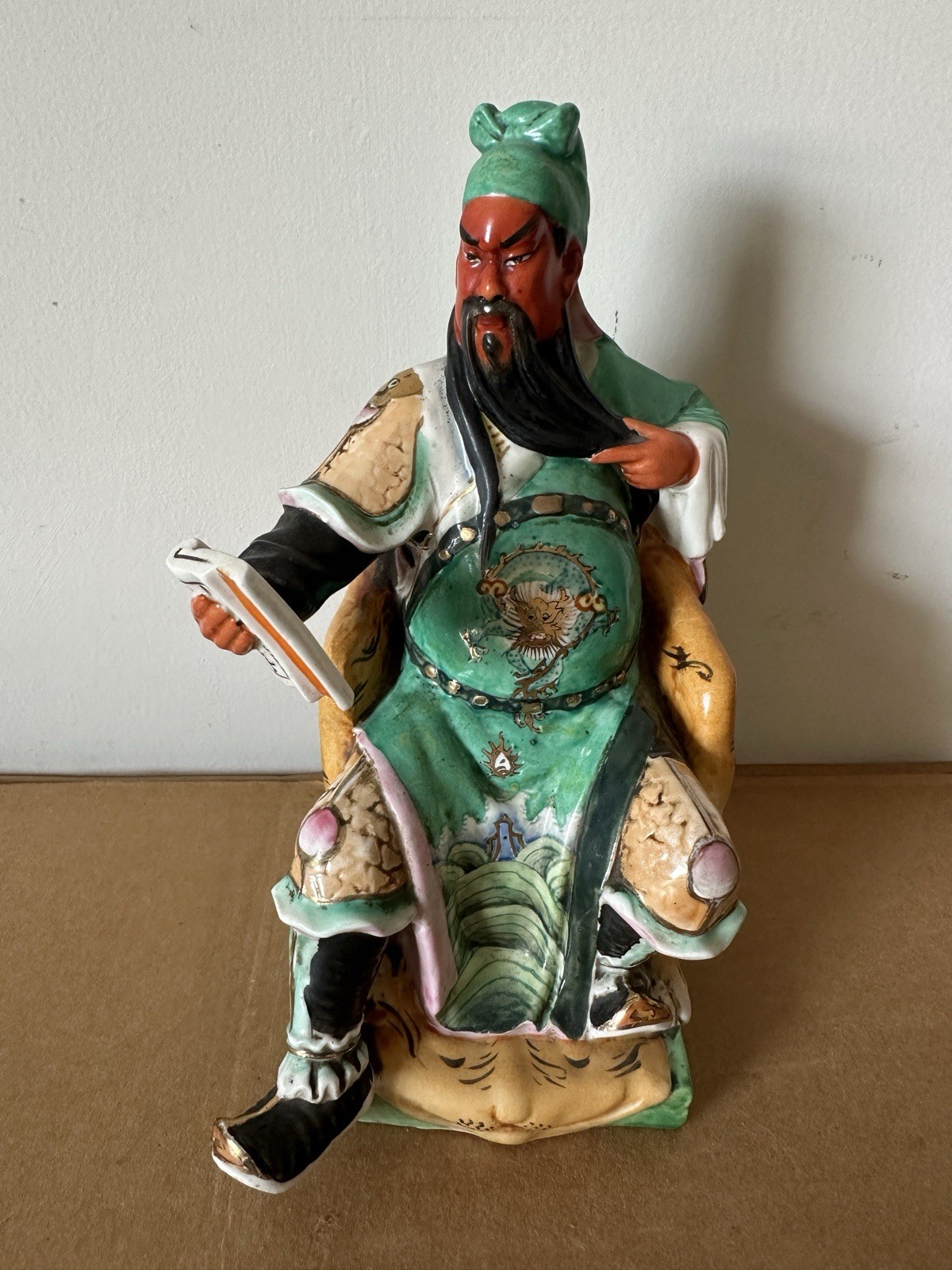 vintage Chinese porcelain figurine depicts Guan Yu Reading A Book Enamel 8.5x5” vintage Chinese porcelain figurine depicts Guan Yu Reading A Book Enamel 8.5x5”