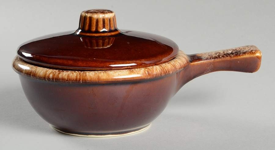 Hull Brown Drip  Casserole Dish 1836134