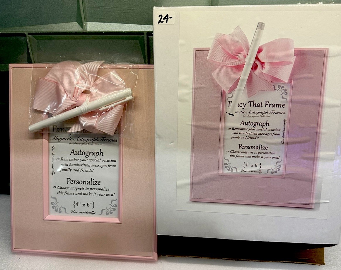 Fancy That Frame Pink Magnetic Autograph Frame 8x10 4x6 Photo NIB