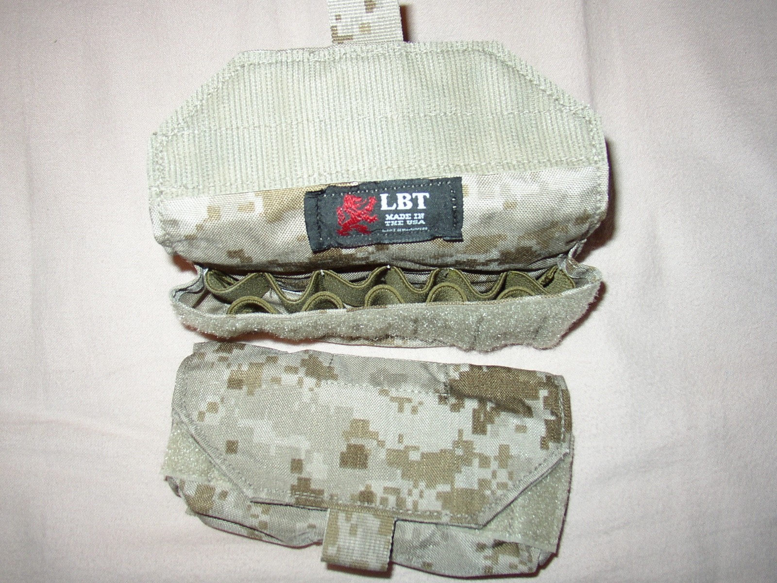 LBT London Bridge Trading 6060A  18 Round Shotgun Pouch AOR1