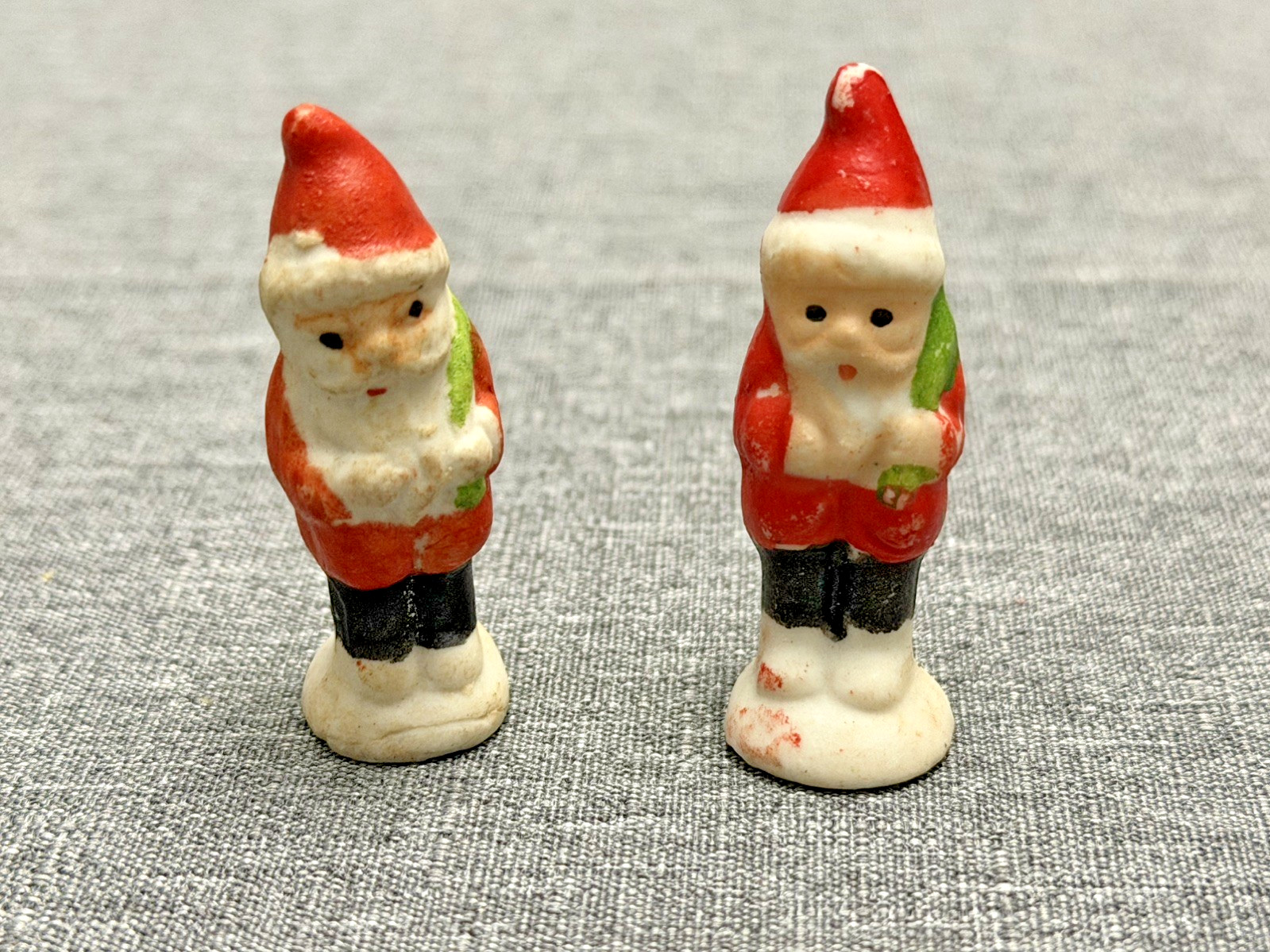 Vintage Miniature Bisque Santa Figurines with Green Bag 2