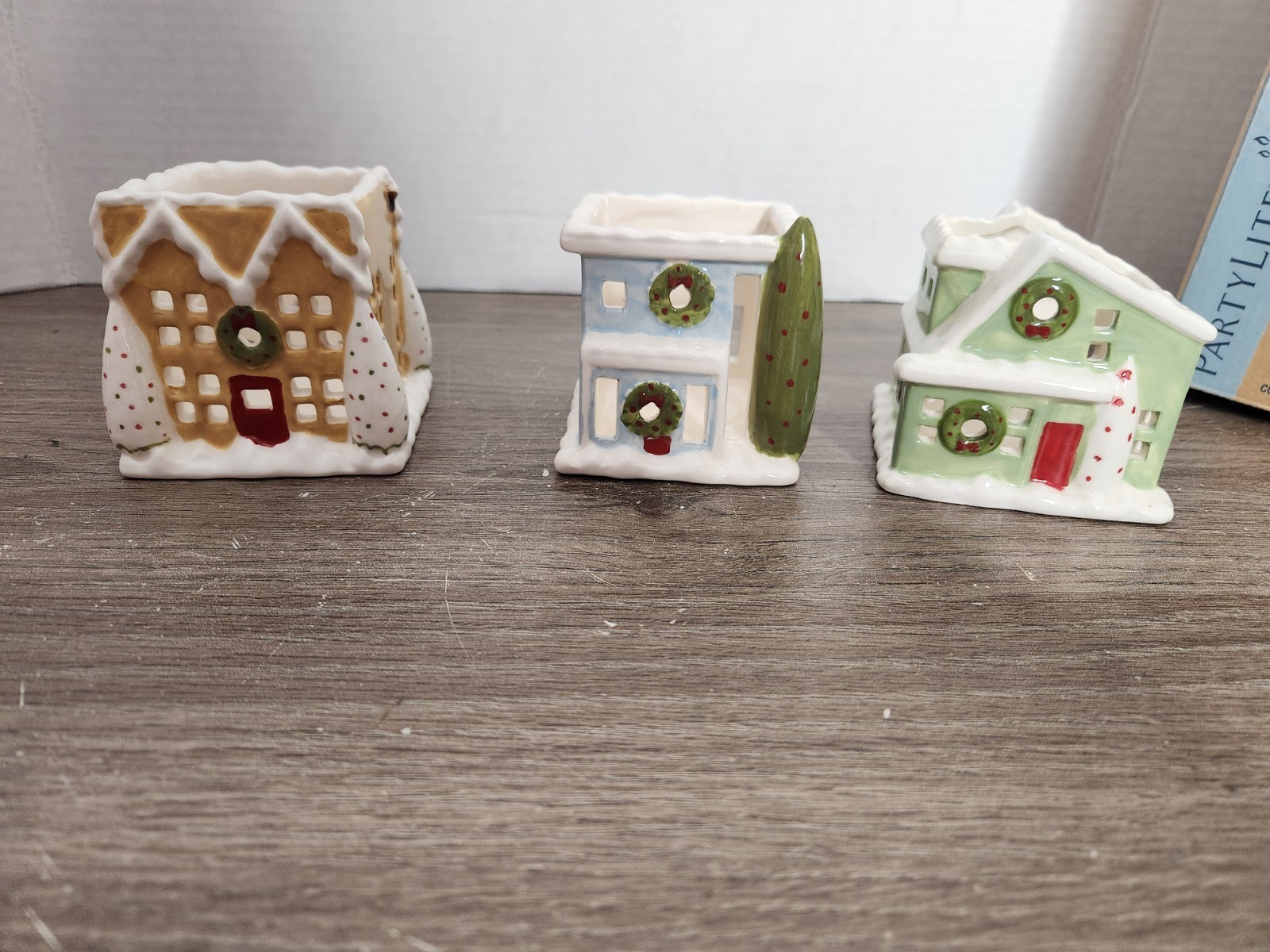 PartyLite Village Square Tealight Trio Set Retired Xmas P91243 
