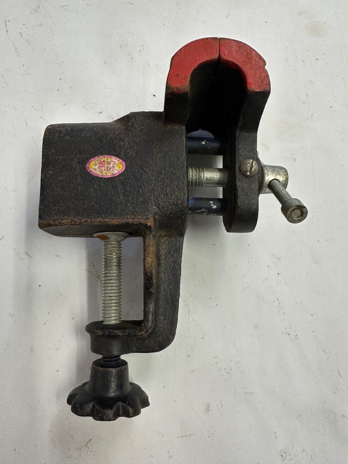 VINTAGE MINI GLOBEMASTER BENCH TABLE VISE For a Collector