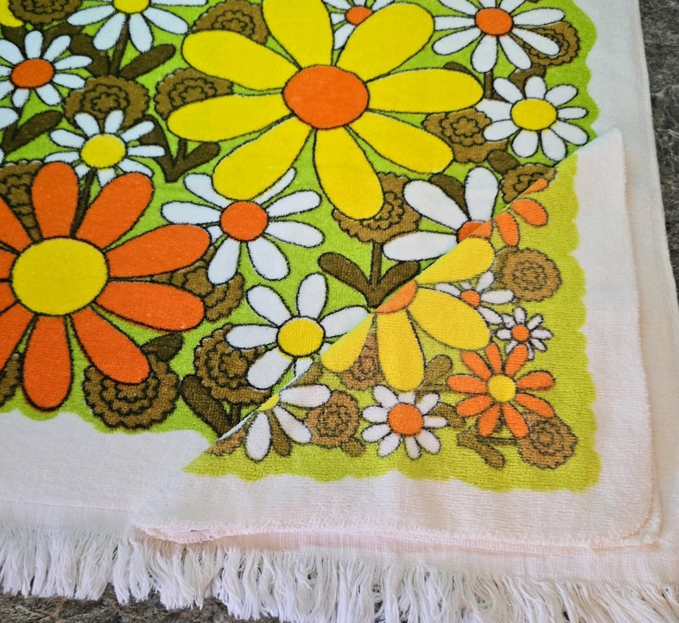 Vtg Penney's Daisy's Flower Power Bath Towel & washcloth Pair Set of 2 