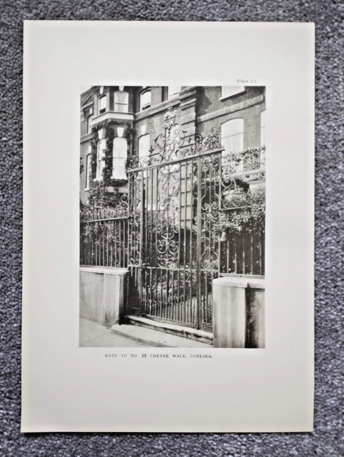 Gate to 18 Cheyne Walk, Chelsea, London - Antique Print - 1911