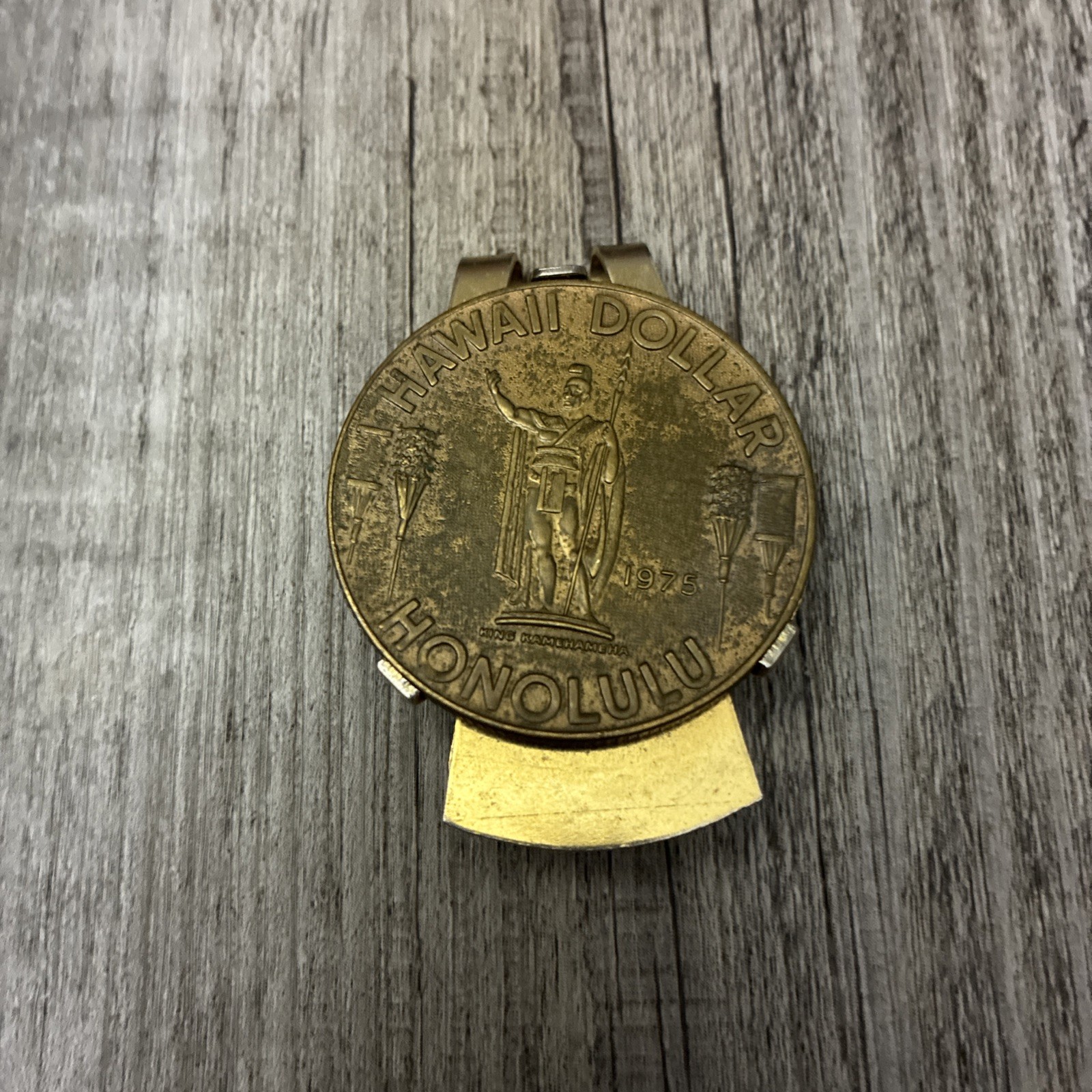 VINTAGE Honolulu Hawaii Dollar Money Clip - King Kamehameha Souvenir Token