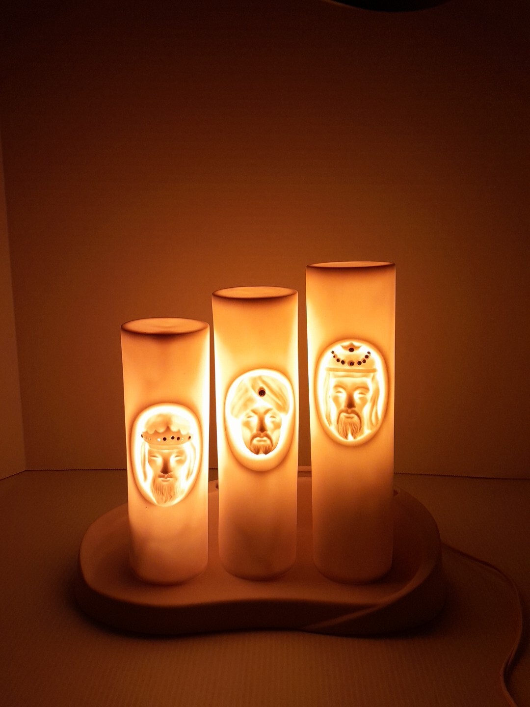Rare Vtg 1940\'s Three Wise Men Kings Porcelain Luminary Candle Lamp Christmas