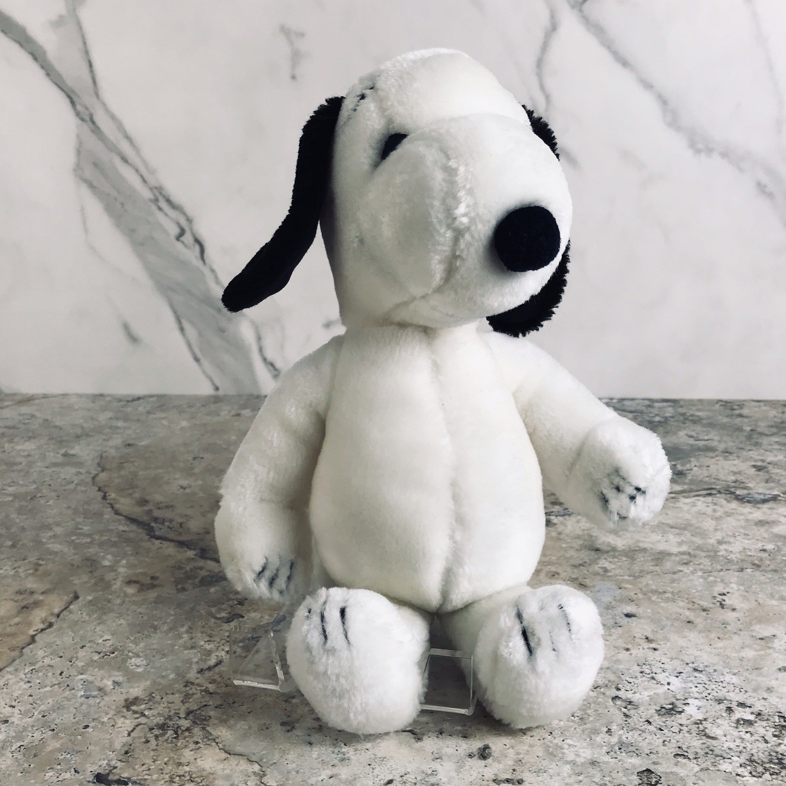 VINTAGE UNITED FEATURE SYNDICATE 1968 PEANUT'S SNOOPY PLUSH ANIMAL MADE IN KOREA