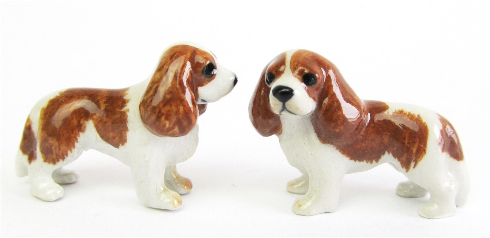 Cavalier King Charles Spaniel Set/2 Blenheim Miniature Porcelain Dog figurine