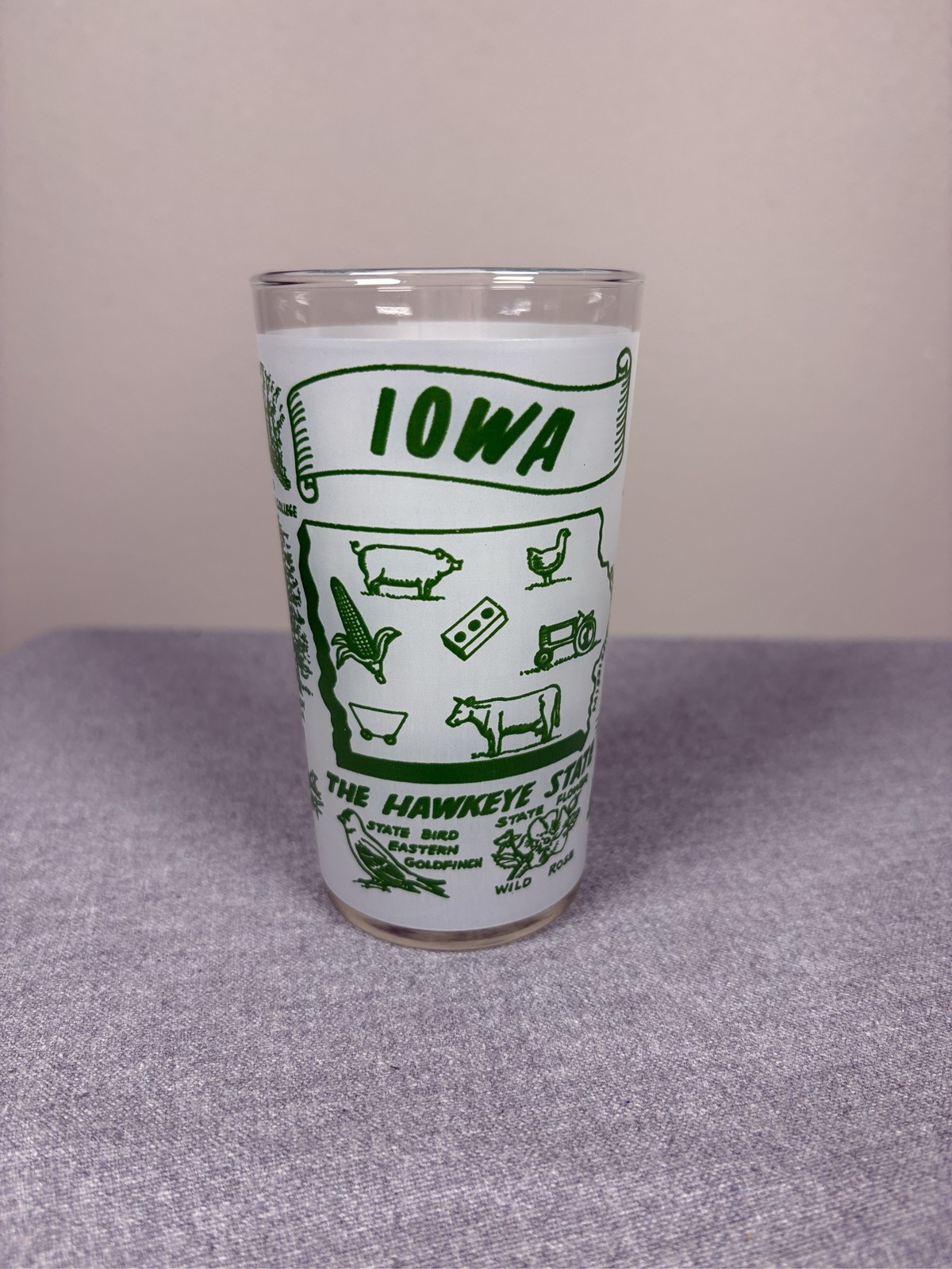 VTG Hazel Atlas Iowa The Hawkeye State Souvenir Drinking Glass Frosted Green