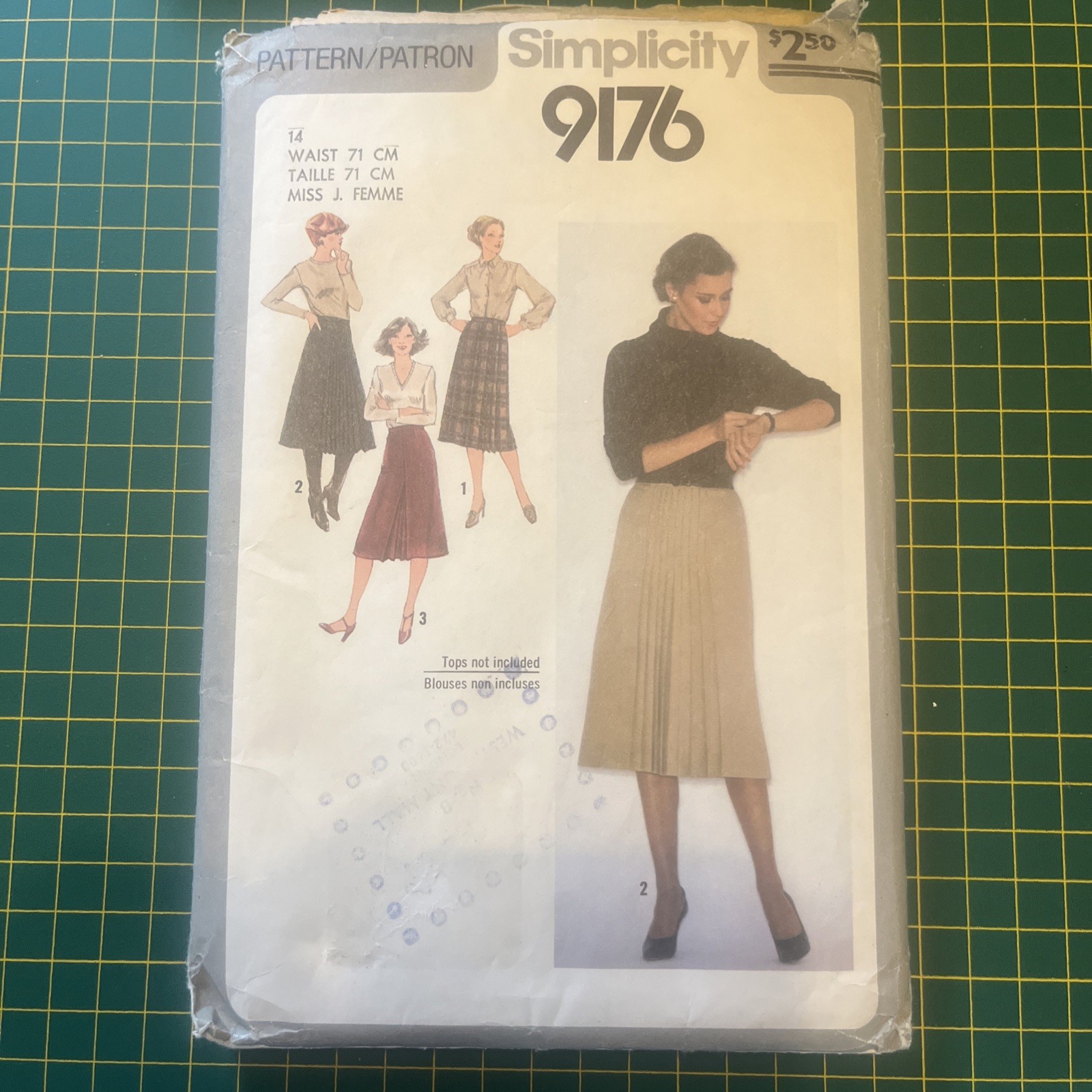 Vintage 1979 Simplicity Pattern, 9176, Set of Skirts 