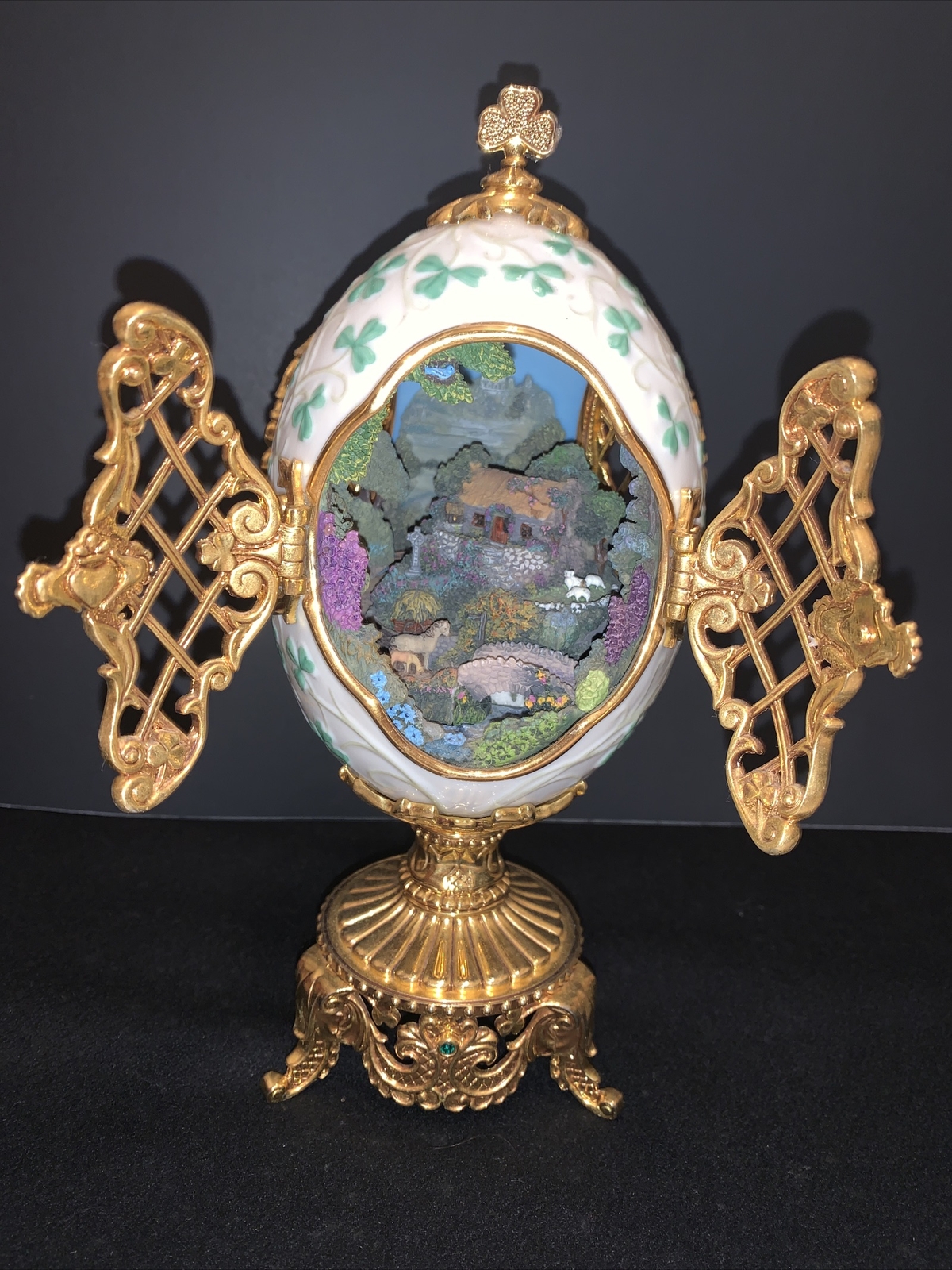 St.Patrick Faberge EMERALD ISLE LE Collector Egg 9\