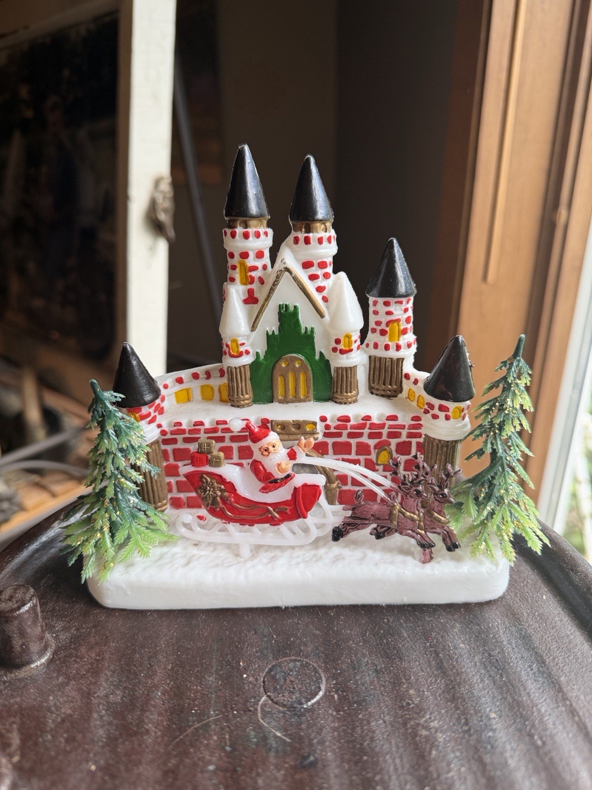 Vtg Christmas Castle Santa Sleigh Holiday Figurine Hong Kong Kitchy