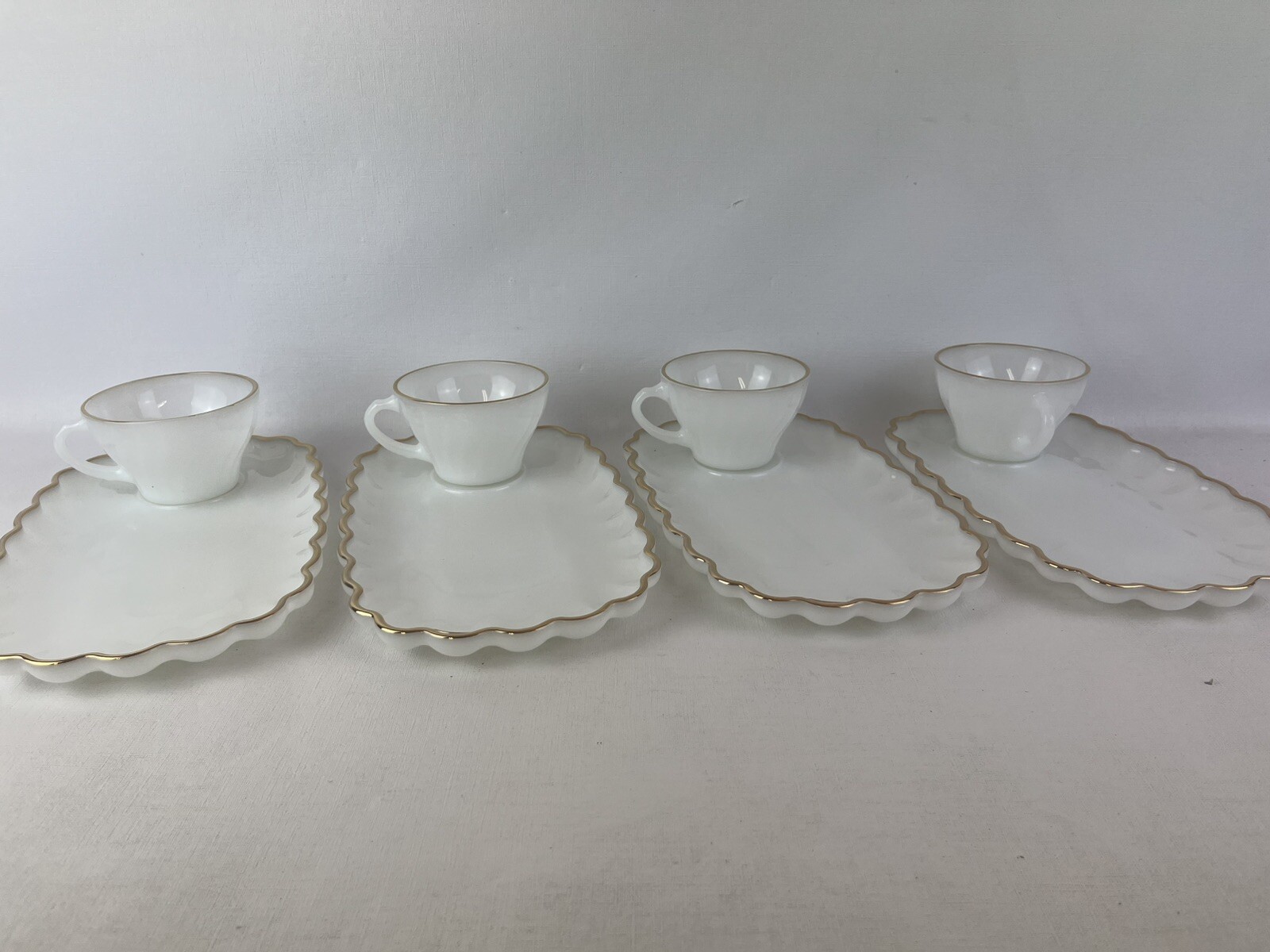 Vintage Anchor Hocking Snack Set Plates & Cups 22K Gold Trim Milk White NOS