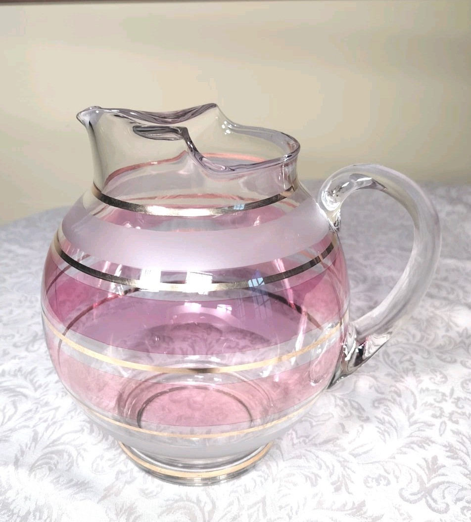 VTG 1940s Macbeth Evans Sovereign Glass Ball Pitcher Gold Cranberry Frost Stripe