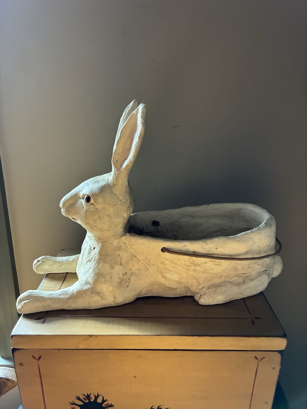 Vickie Smyers Original Folk Art Primitive Rabbit Basket Easter Hand Made Painted
