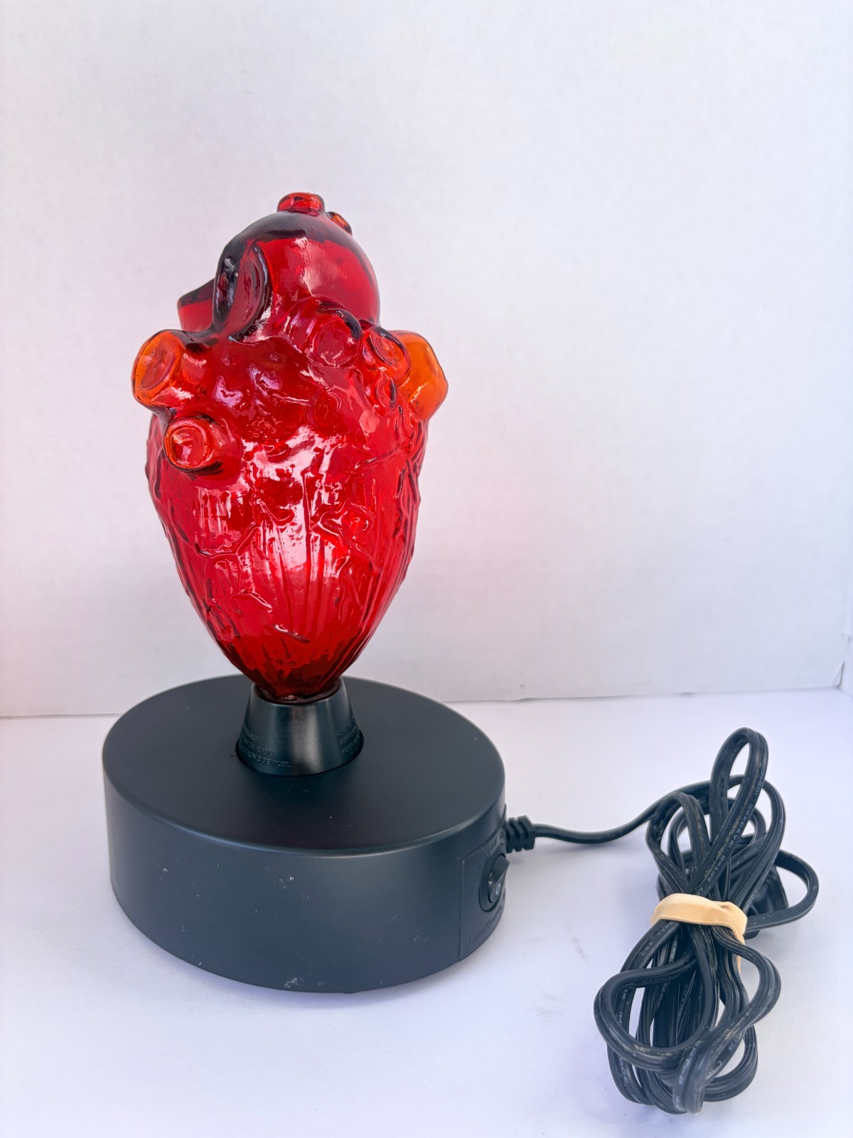 Rare 2003 LumiSource Anatomical Heart Electra Plasma Lamp Red Glass Working