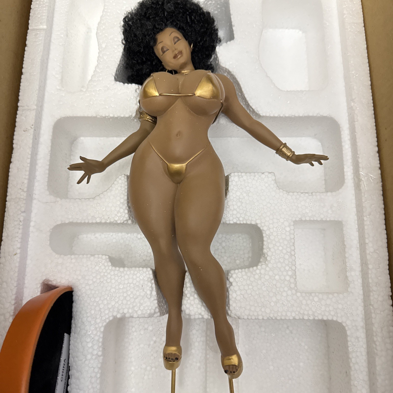 Rare -Booty Babe Art Bonnie “Milk Chocolate”figure Statue By Spencer Davis