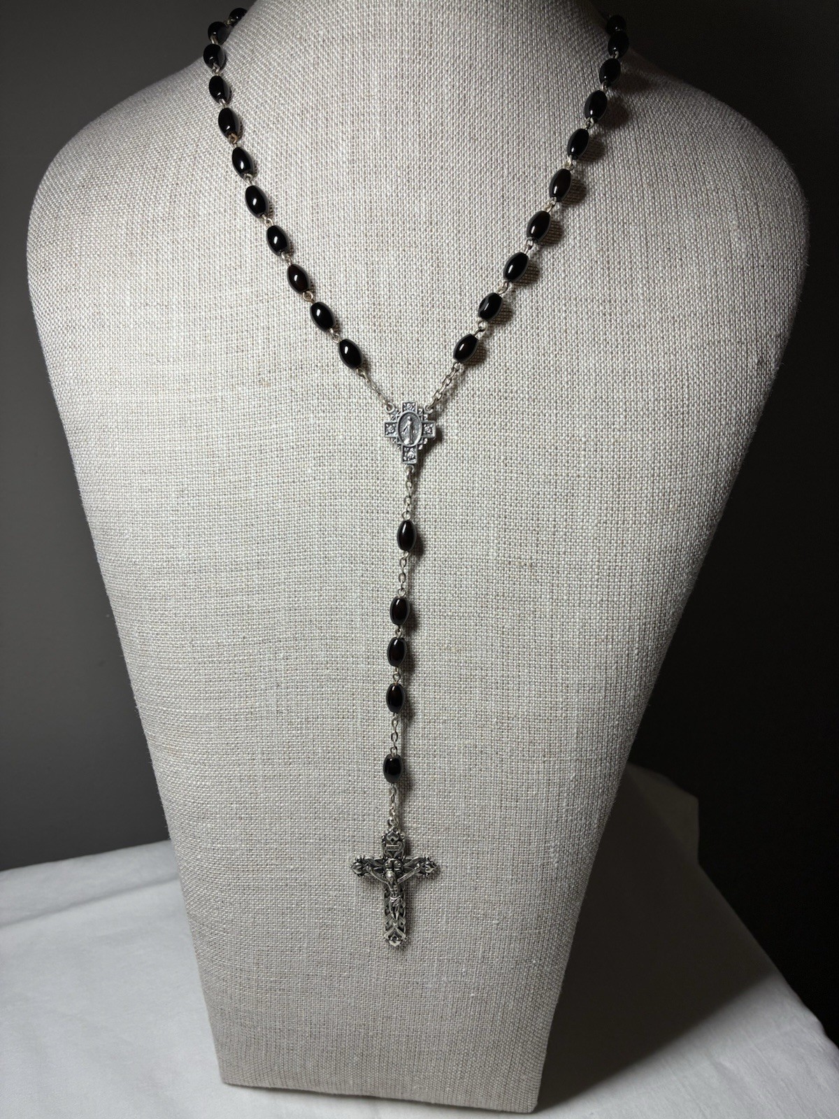 VTG Smoky Root Beer Glass Rosary Miraculous Medal Ornate 24” Brown Translucent