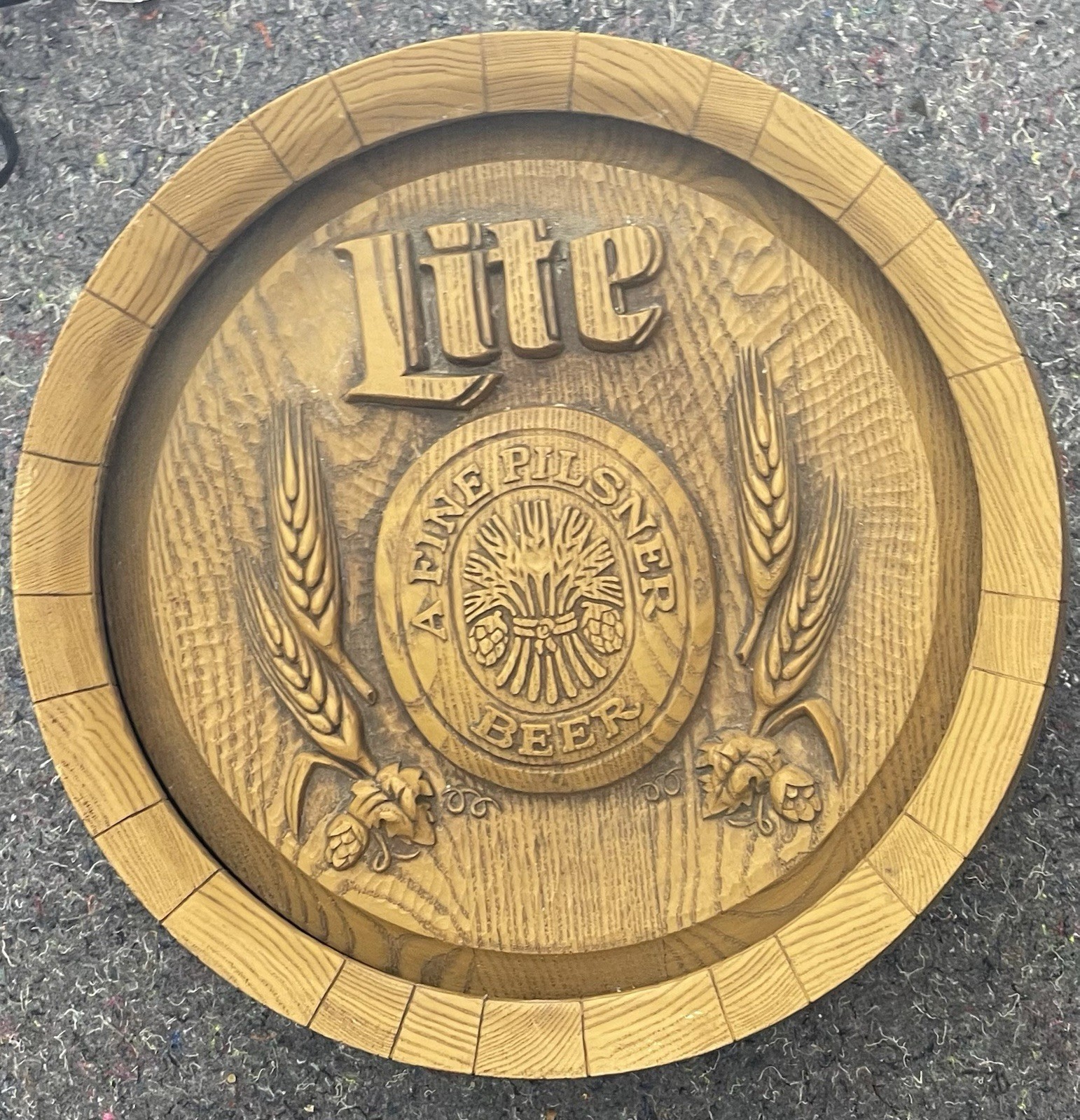 Vintage Miller Lite Beer Sign Barrel Keg 18