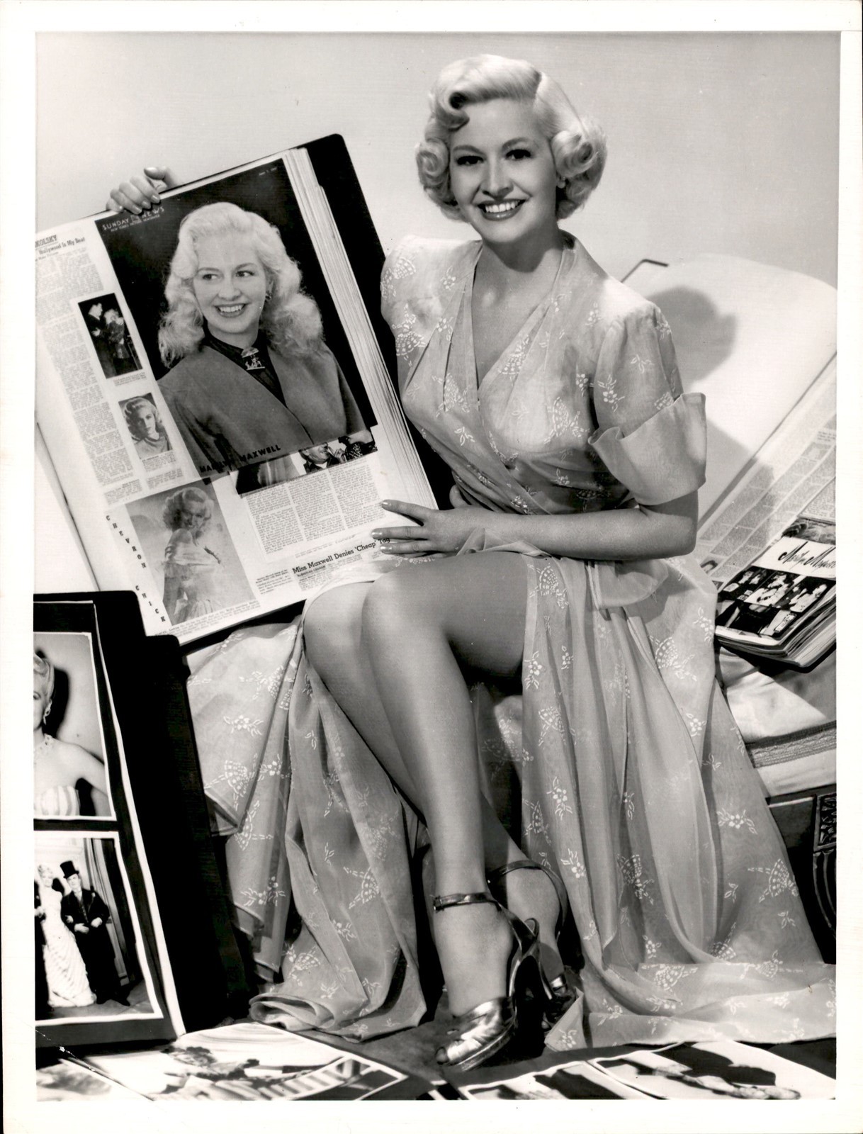 LDE7 Original Photo LEGGY ACTRESS MARILYN MAXWELL & HER MEMORABILIA COLLECTION