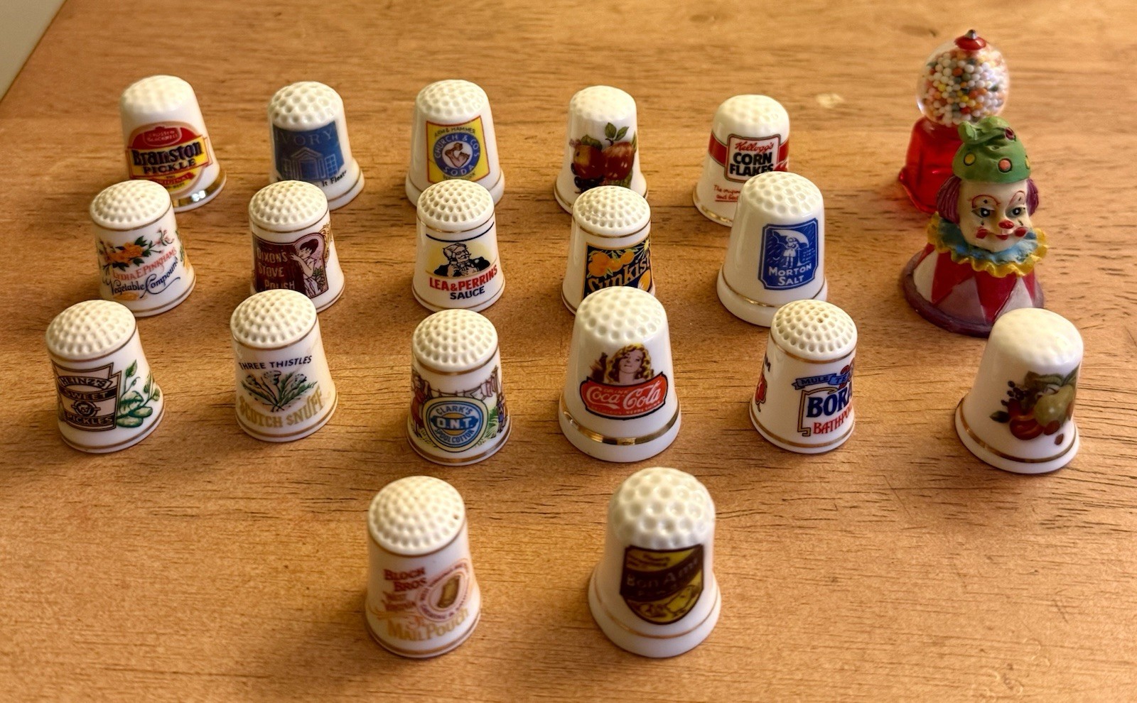 Mixed lot of 20 Unique VINTAGE SOUVENIR THIMBLES Clown, Salt, Coca Cola