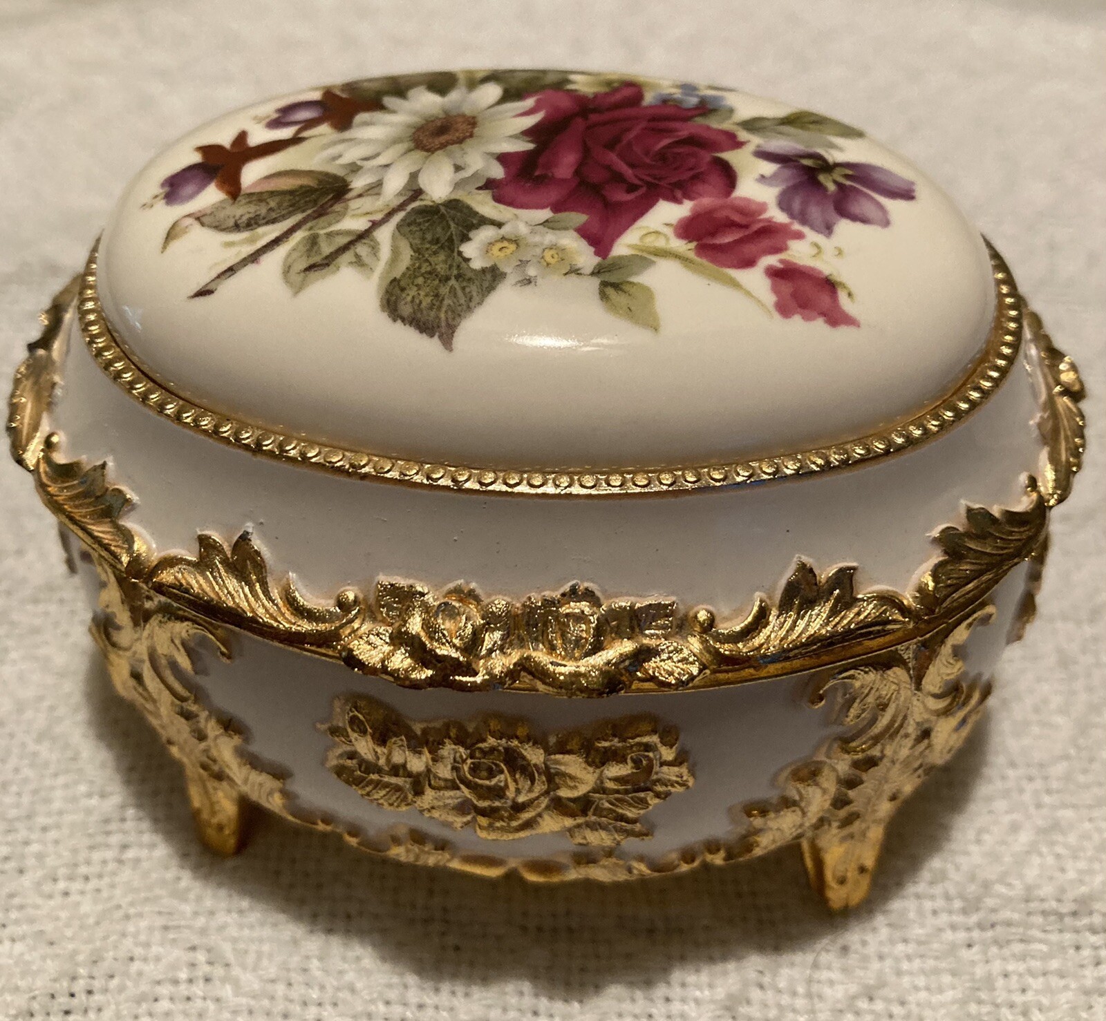 Splendid of New York Made in Japan Music Box