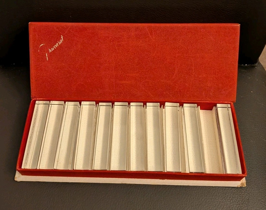 Baccarat Vintage Boxed Set of 11 Crystal Knife Rest