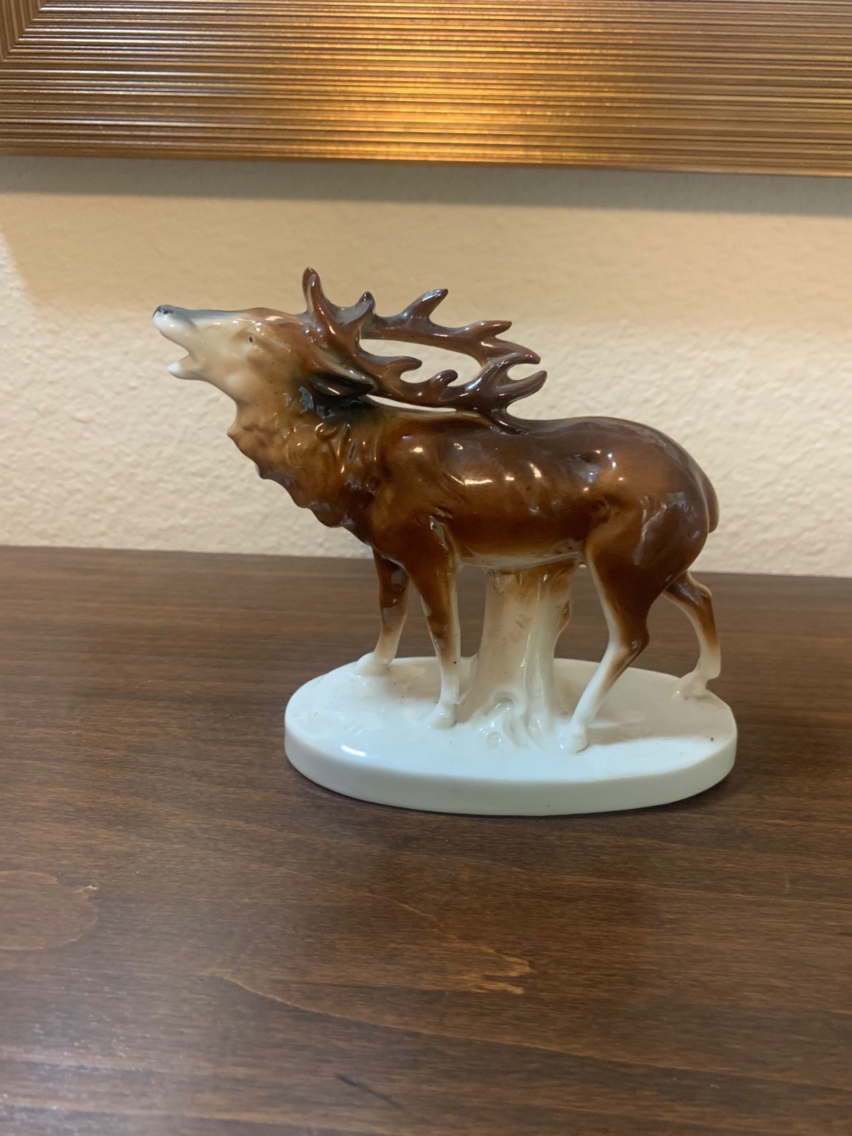 VTG PORCELAIN  ELK FIGURINE