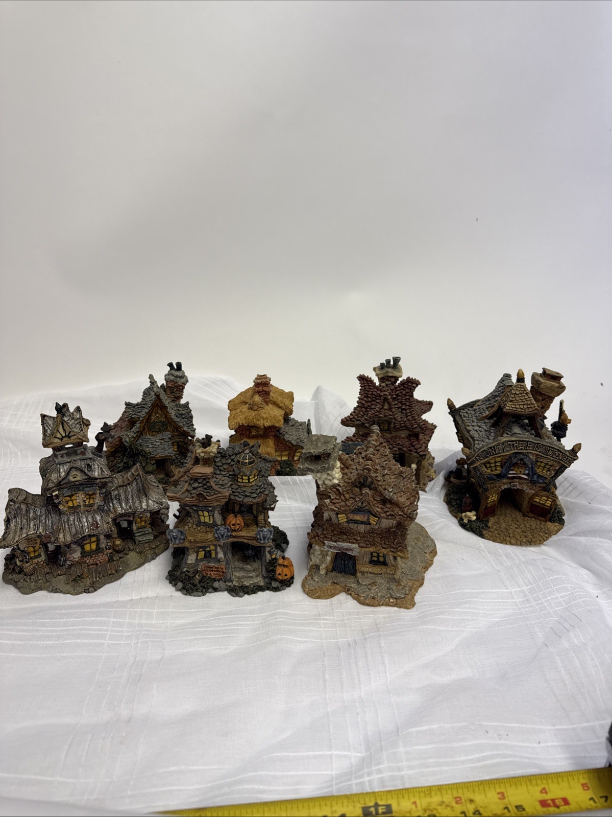 Boyds Bears Bearstone Village Resin Buildings Lot of 7 Miniature Cottages