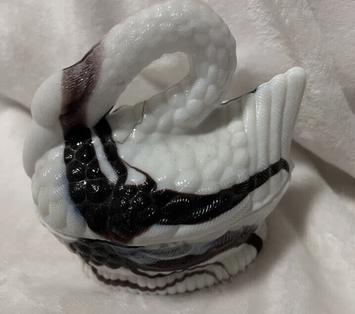 Amethyst Swan Swirl Slag Milk Glass Goose Candy Hsinchu Dish Lid