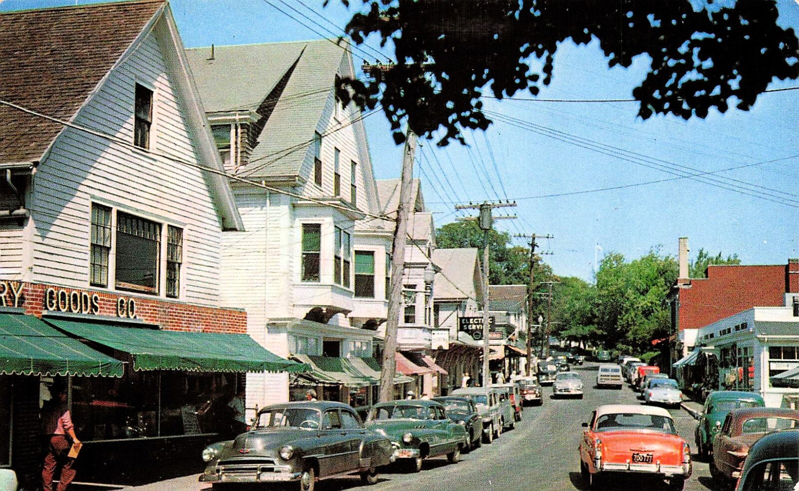 Marthas Vineyard Haven MA Main Street 1953 Packard 250 Mayfair Vtg Postcard E41